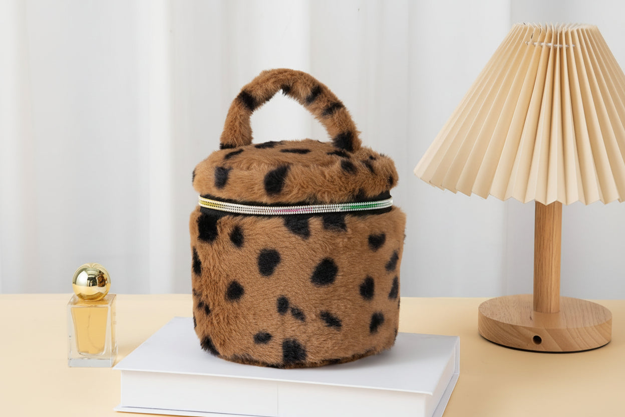 Stilren Brun Sminkväska