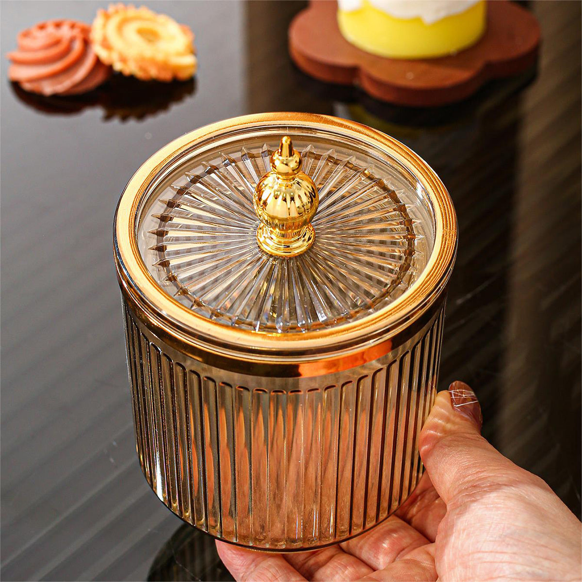 Gyllenbrun Förvaringsburk med Lock – Stilren & Multifunktionell