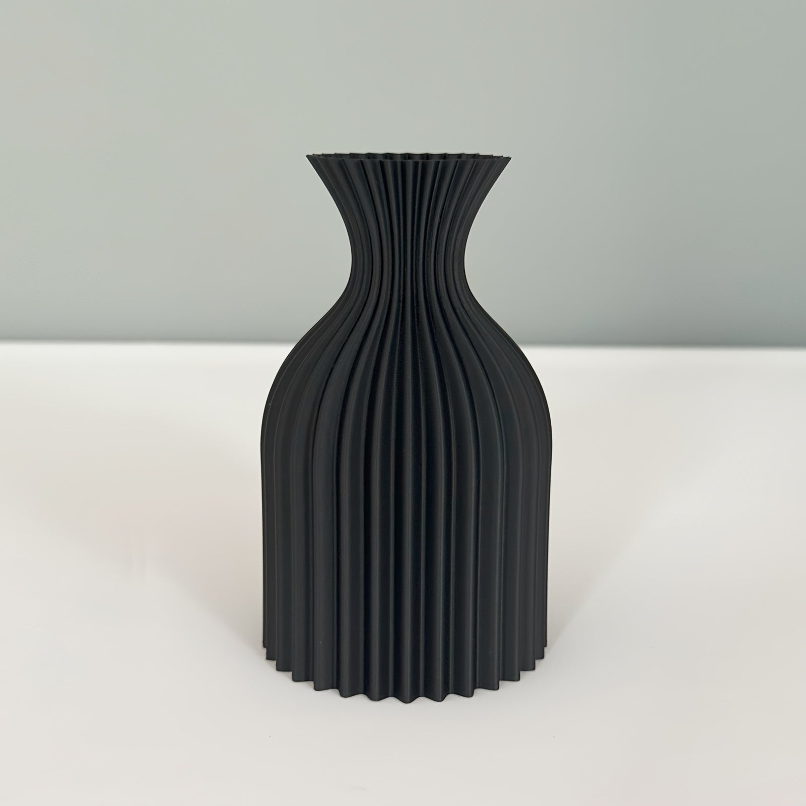 Modern Ribbad Plastvas – Matt Boho-design