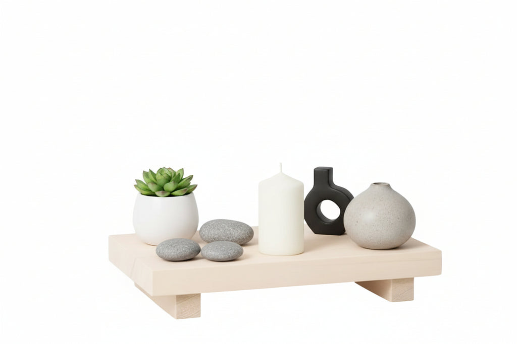 Ljus Träbricka i Naturmaterial – Stilren & Mångsidig