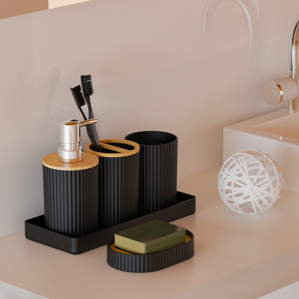 Badrumsset i Modern Design – 3-delars set med Tvålpump & Hållare