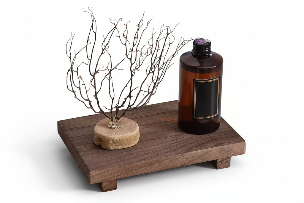 Träbricka i Naturmaterial – Stilren & Mångsidig