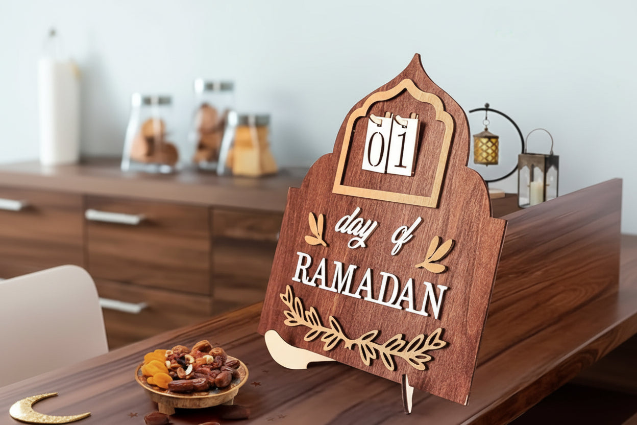 Ramadan Nedräkningskalender i Trä – Dekorativ kalender för Muslimska Hem
