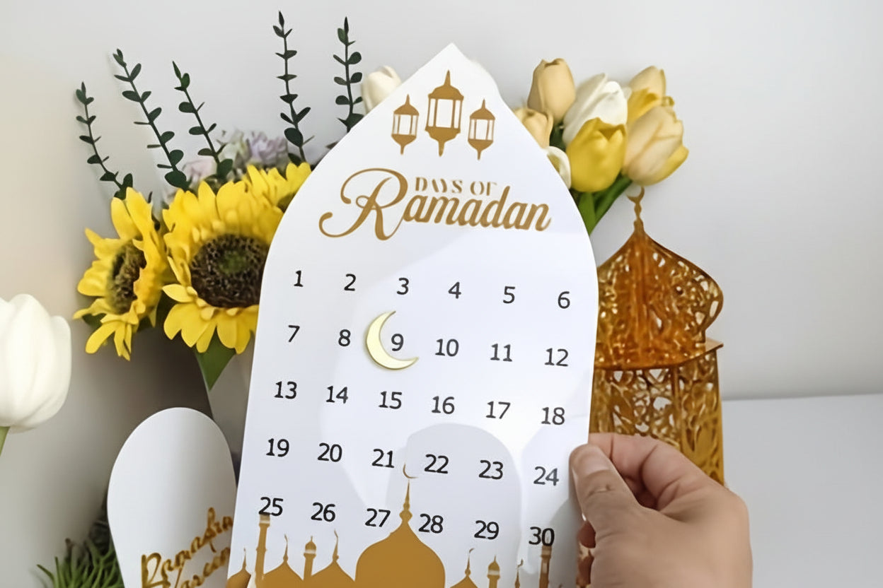 Ramadan Nedräkningskalender i Trä – 30 Dagar av Förväntan & Tradition